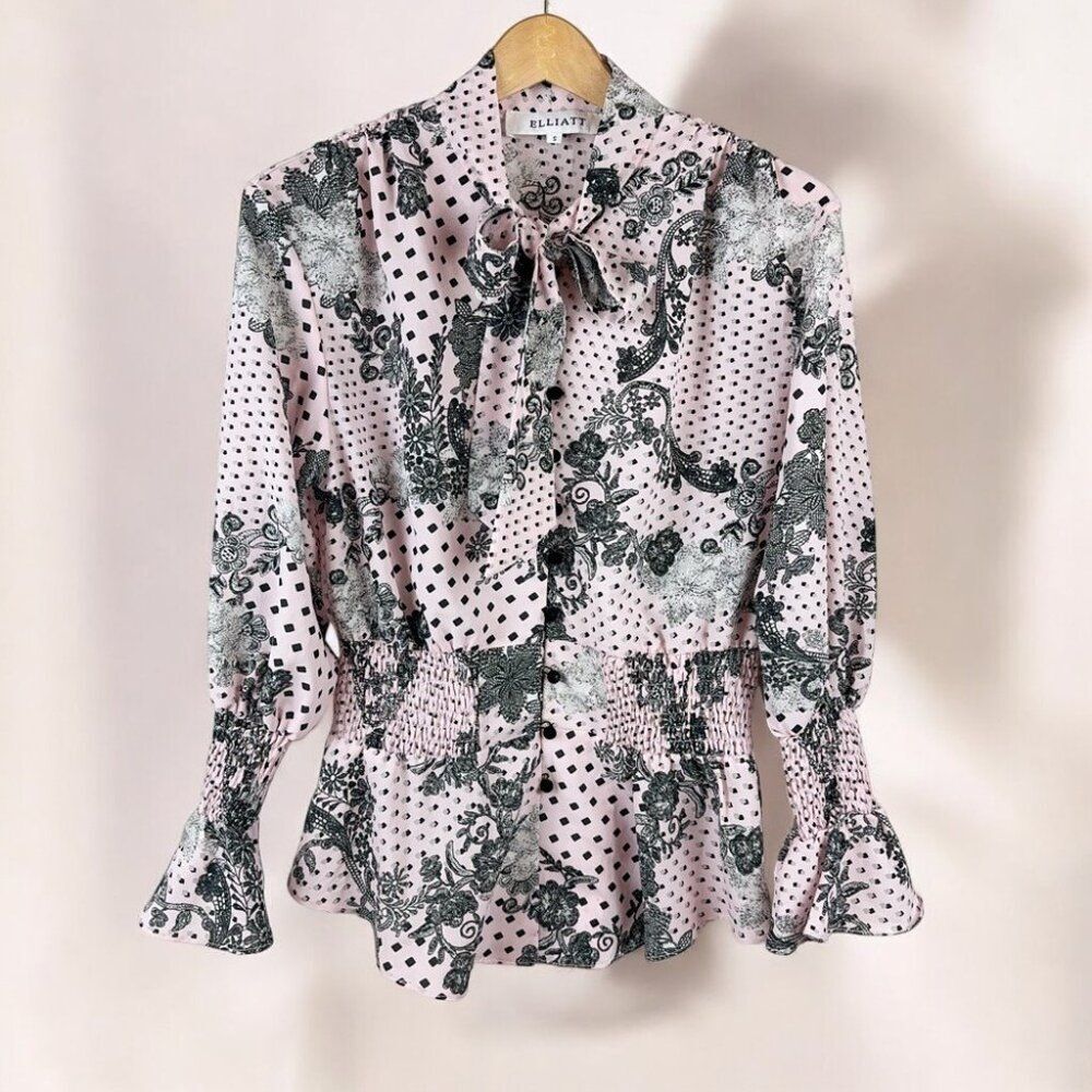 NWT Elliatt NWT Pink Floral Button Down Blouse Shirt - Picture 2 of 5